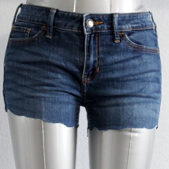 Hollister Jean Shorts Size 3S Low Rise Super Skinny Cut Offs - Picture 3 of 9